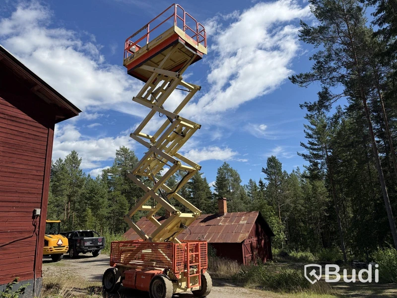 Scissor Lift JLG 4069LE | 14 m | New Batteries | Only 475 h
