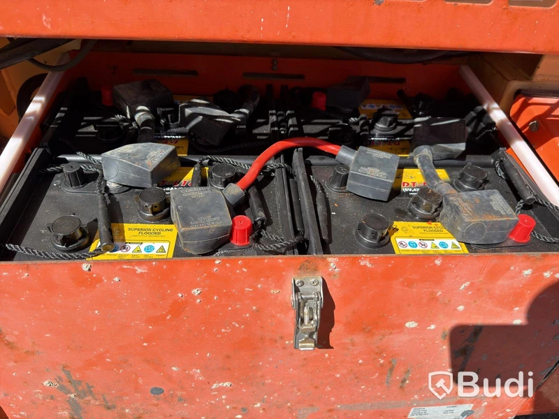Scissor Lift JLG 4069LE | 14 m | New Batteries | Only 475 h