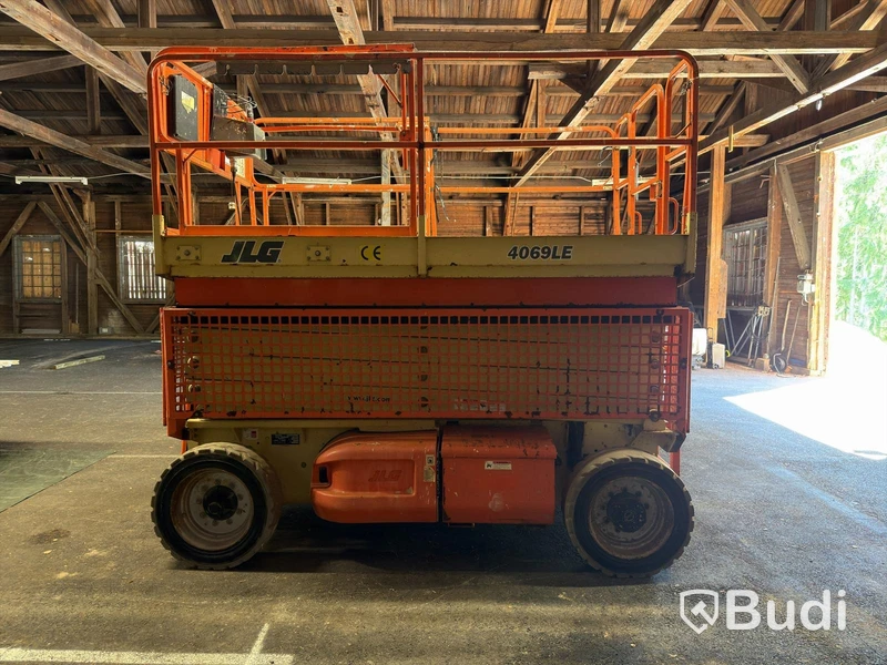 Scissor Lift JLG 4069LE | 14 m | New Batteries | Only 475 h
