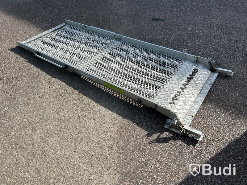 Rullstolsramp i aluminium manuell vikbar Kvistberga