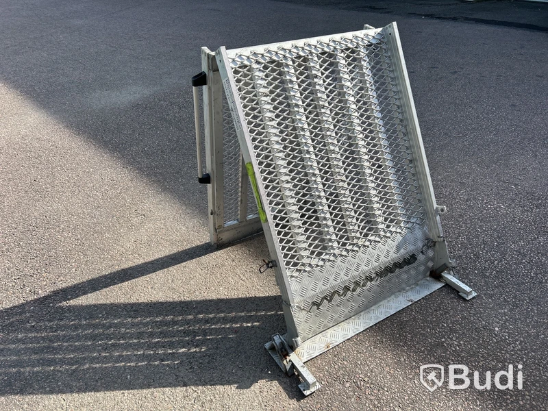 Rullstolsramp i aluminium manuell vikbar Kvistberga