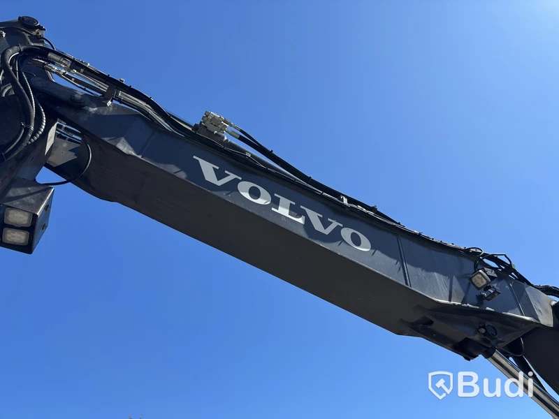 Volvo EW160E wheeled excavator - 2020 | GPS 3D system | Trailer
