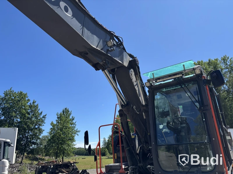 Volvo EW160E wheeled excavator - 2020 | GPS 3D system | Trailer