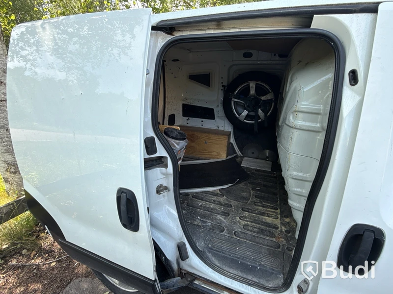 Citroën Nemo | 18222 mil | 2010 | Reparationsobjekt