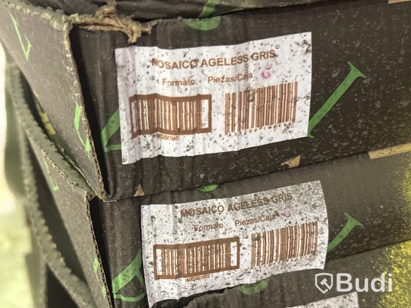 12 pall | Parti med blandat kakel & mosaik