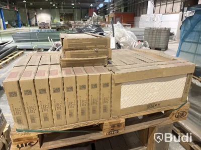 7 pall | Parti med blandat kakel & mosaik