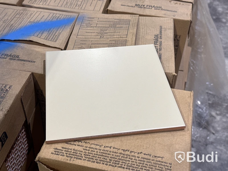 91 kvm kakel Roca Liso Mate | 1 pall | 20x20 cm