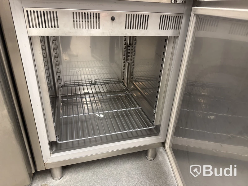 3 st centralkylda kylskåp Electrolux inkl. kompressor