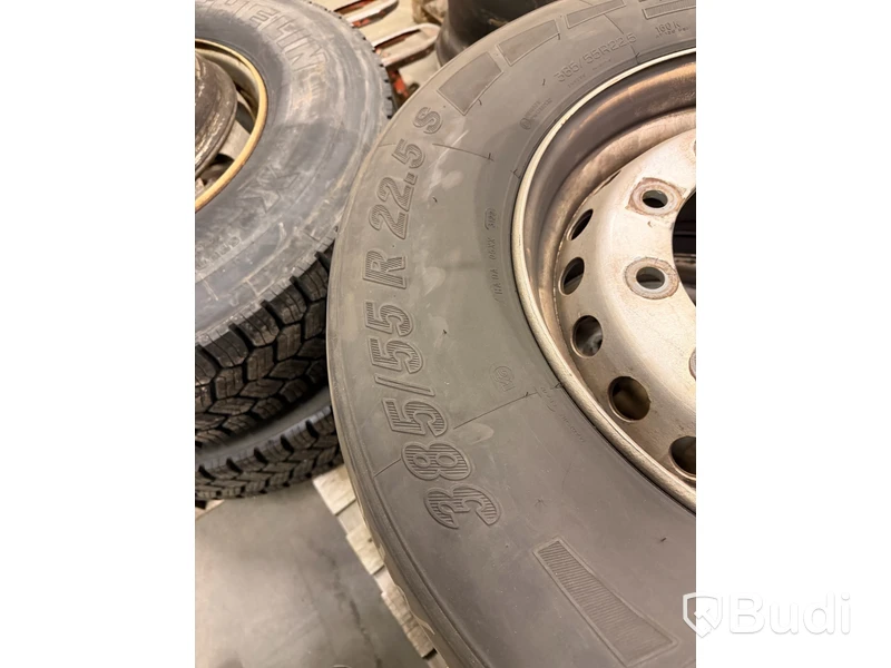 2 st lastbilshjul 385/55 R22,5