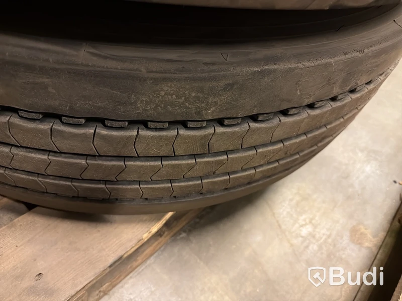 2 st lastbilshjul 315/80 R22,5