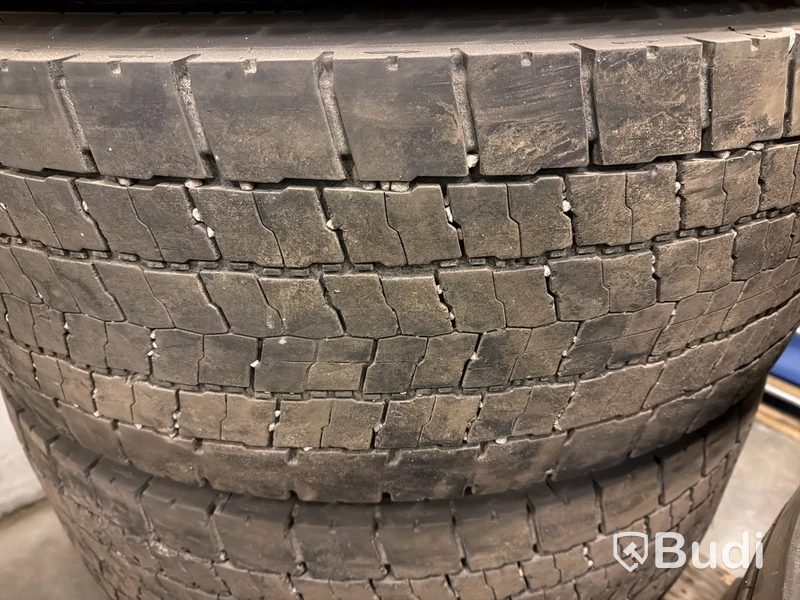 4 st lastbilshjul 315/70 R22,5