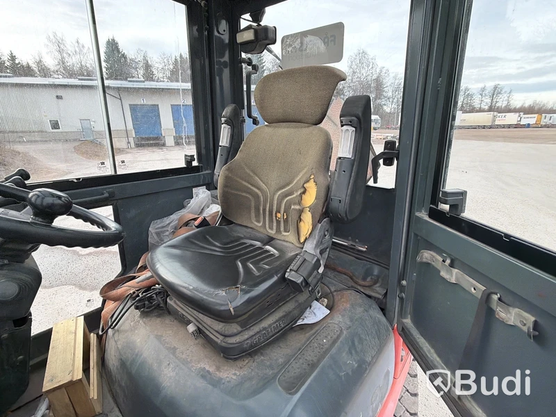 Dieseltruck Toyota 7FDF30-2003