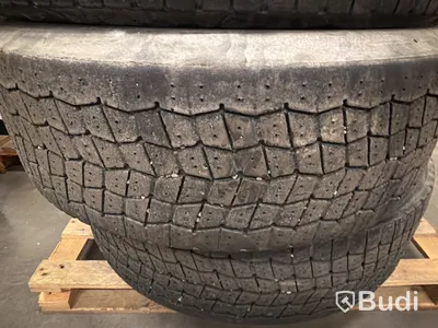 3 st lastbildäck 315/70 R22,5