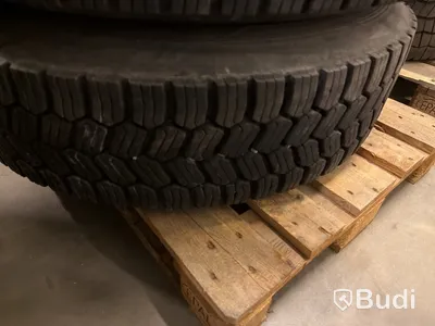 4 st lastbilshjul 295/80 R22,5