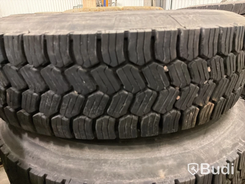 4 st lastbilshjul 295/80 R22,5
