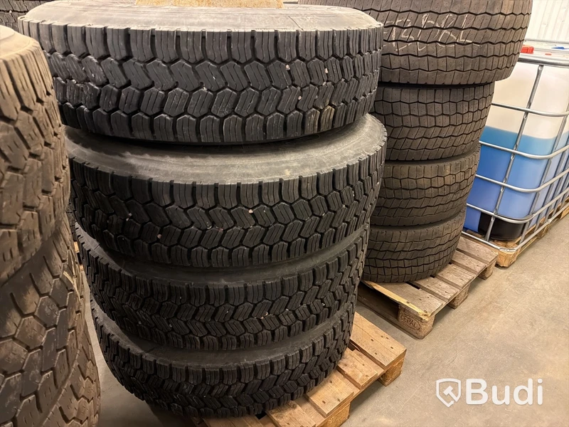 4 st lastbilshjul 295/80 R22,5