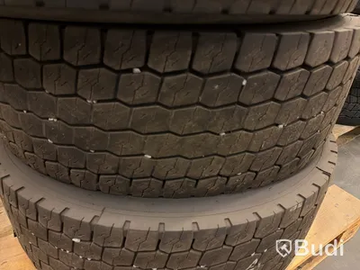 3 st lastbilsdäck 315/70 R22,5