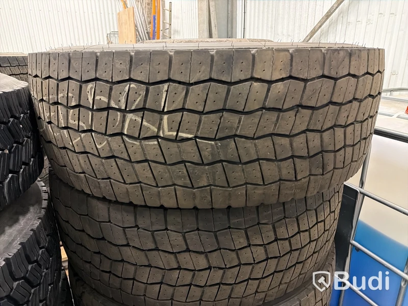 4 st lastbilshjul 315/70 R22,5