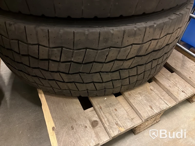 4 st lastbilshjul 315/70 R22,5