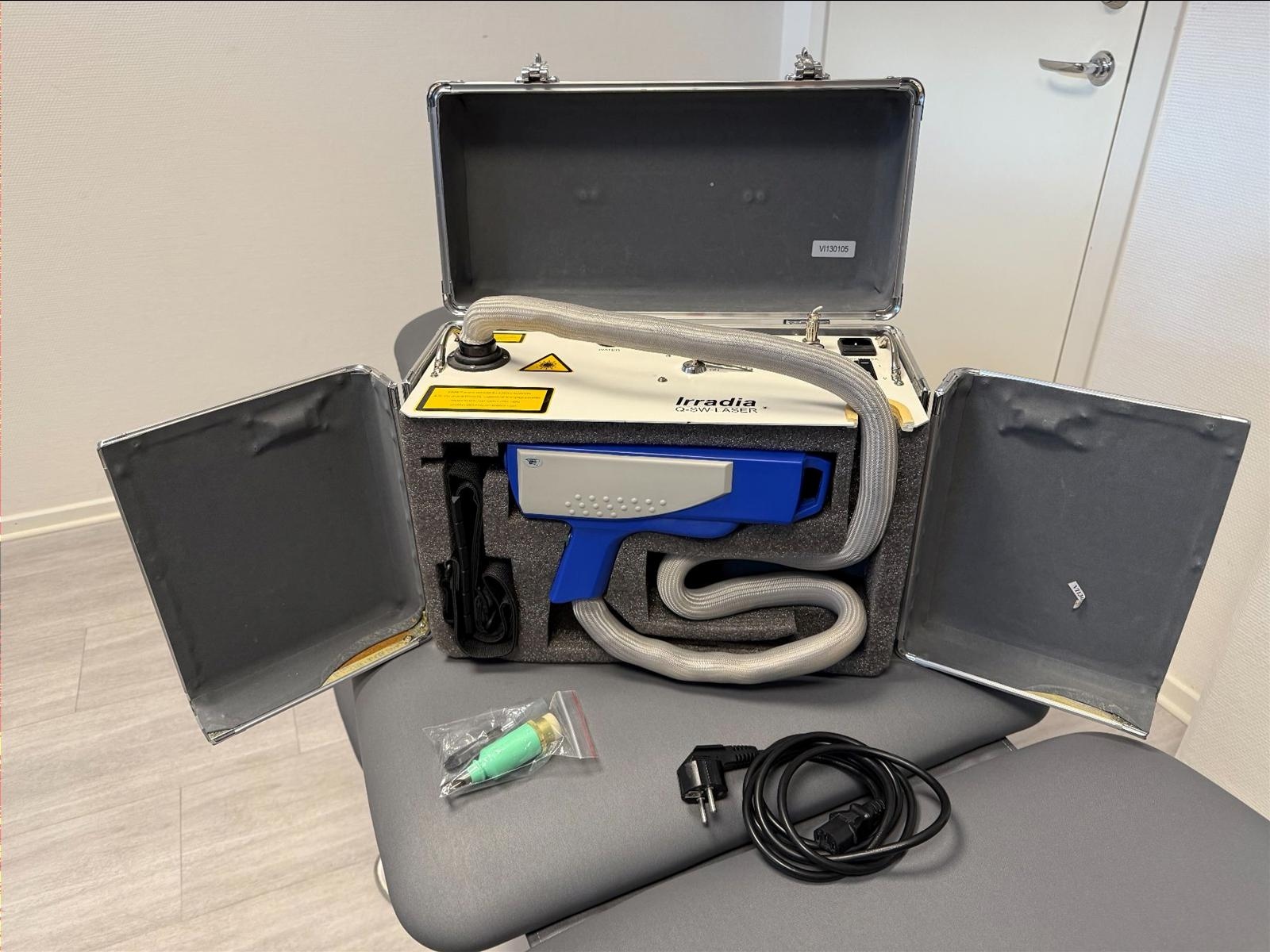 Irradia Q-SW Laser – Portabel laserenhet för tatueringsborttagning (2014)