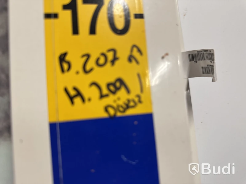 Innedörrsparti i aluminium
