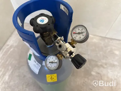 Gasflaska UN 1013, regulator