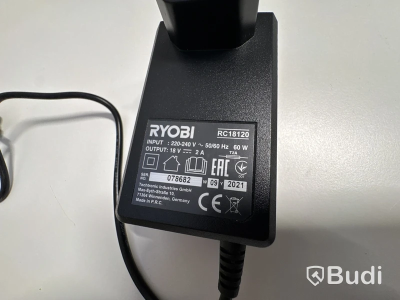Borrmaskin & Vinkelskruvdragare Ryobi 18V med laddare