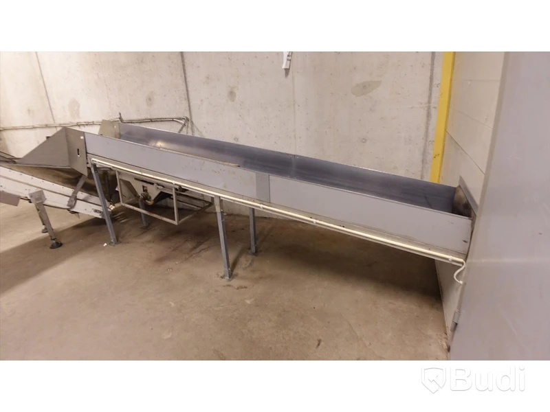 Transportband totalt ca 11 meter med ilastningsficka