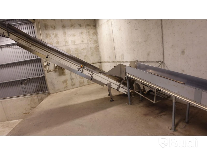 Transportband totalt ca 11 meter med ilastningsficka