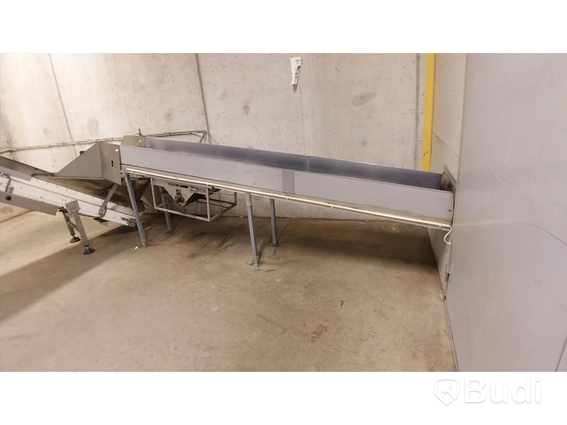 Transportband totalt ca 11 meter med ilastningsficka