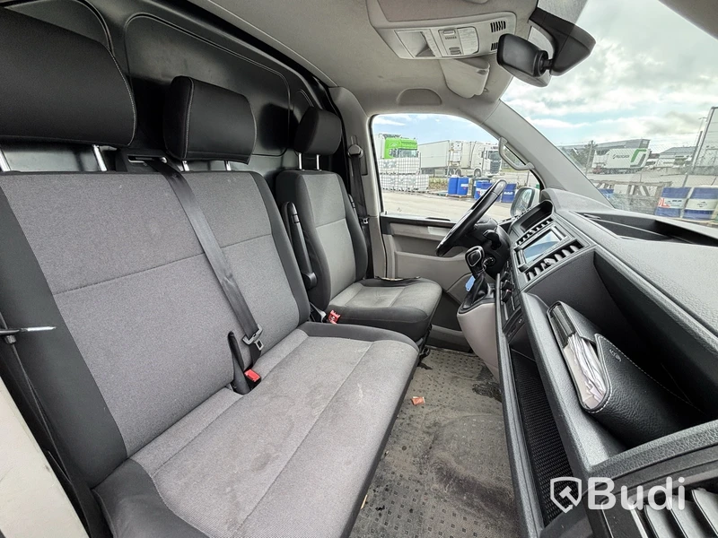 Skåpbil Volkswagen Transporter T30 2.0 TDI DSG -2019 | Dragkrok