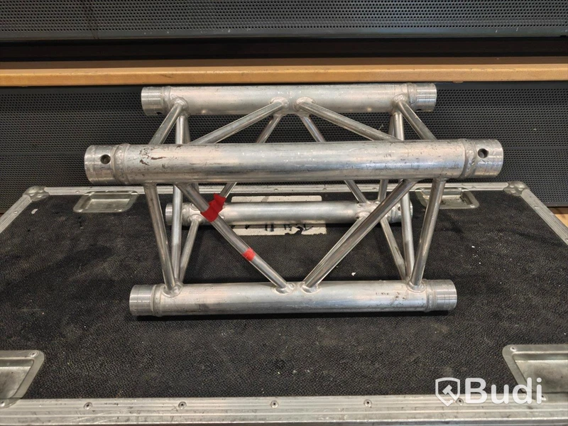 1 st, 0,5 m truss, Prolyte H30, silver, defekt.