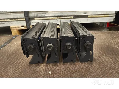 4 st, BeamZ WH192, wall wash, 100w.