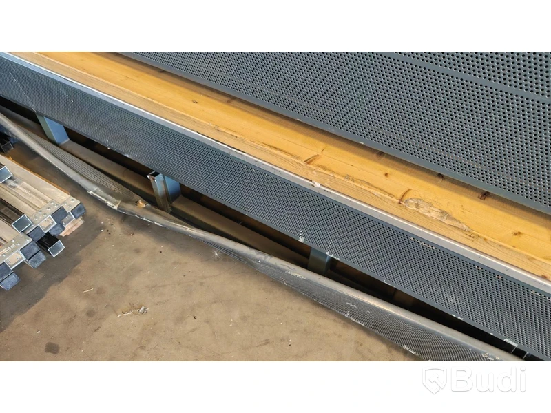 Bleacher system