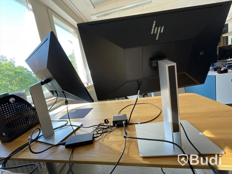 Datorskärmar HP 2st samt USB-port