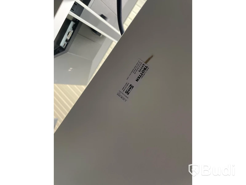 Höj- och sänkbart skrivbord Vitt