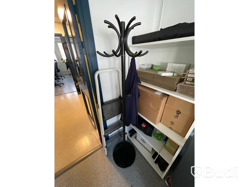 Klädhängare i metall