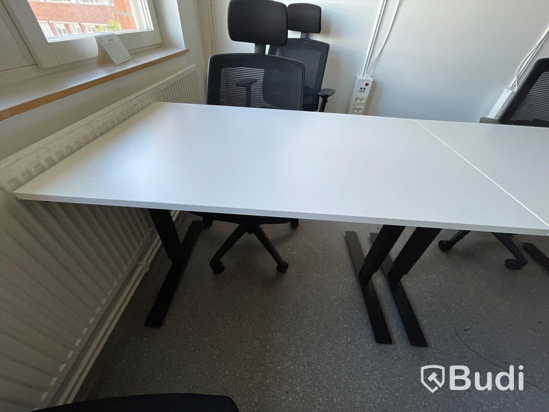 Höj- och sänkbart skrivbord Vitt