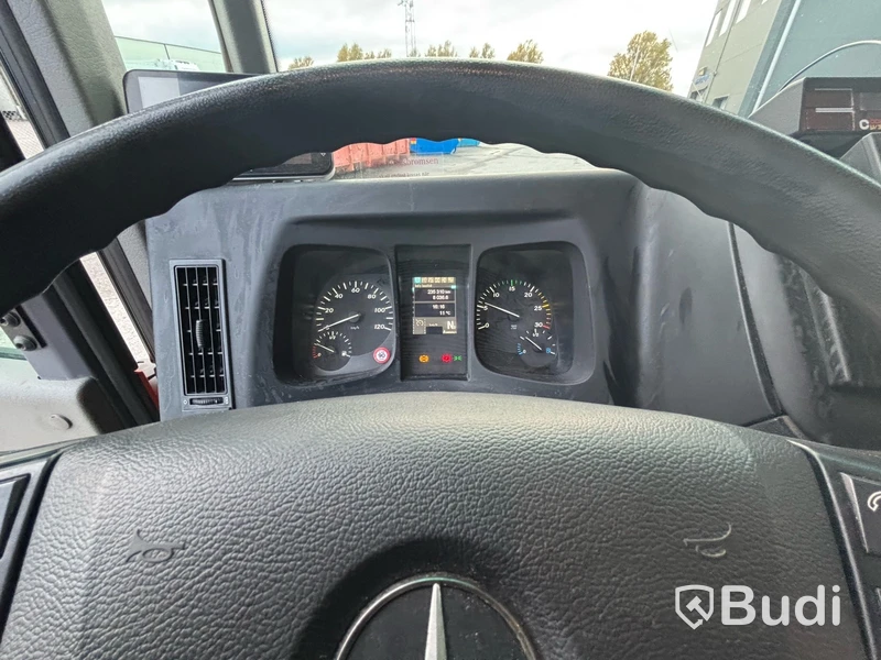 TMA-bil Mercedes-Benz Econic 1827 4x2 -2021 | Hiab-kran