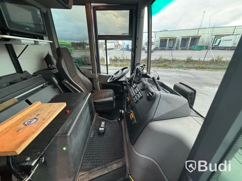 TMA-bil Mercedes-Benz Econic 1827 4x2 -2021 | Hiab-kran