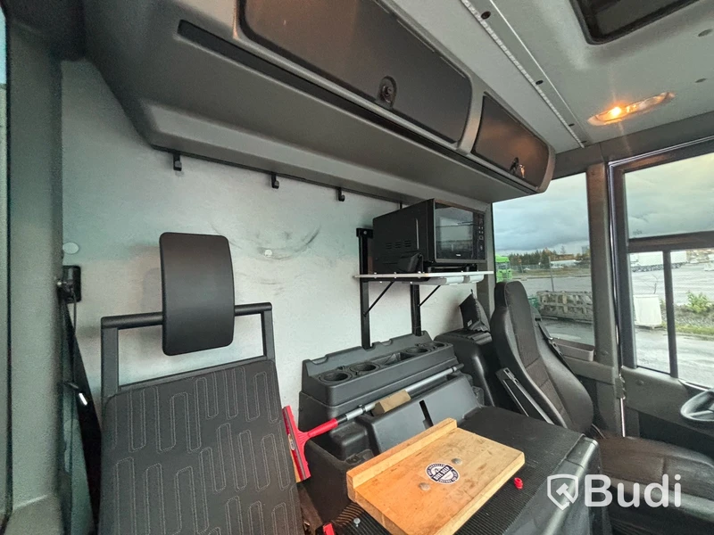 TMA-bil Mercedes-Benz Econic 1827 4x2 -2021 | Hiab-kran