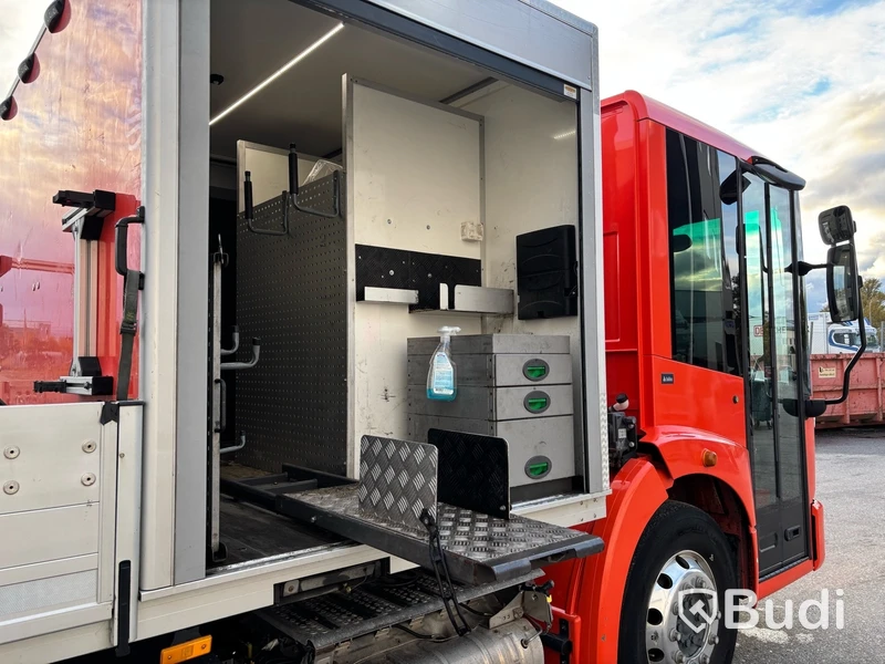 TMA-bil Mercedes-Benz Econic 1827 4x2 -2021 | Hiab-kran