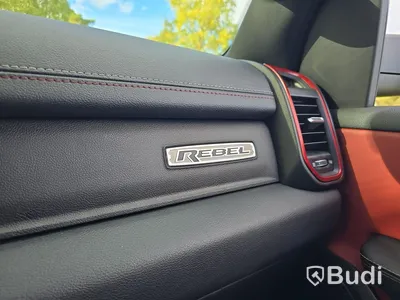 Dodge RAM 1500 REBEL 4X4 | 2018 | BENSIN