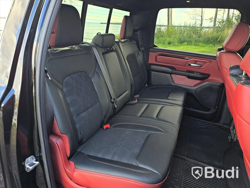 Dodge RAM 1500 REBEL 4X4 | 2018 | BENSIN