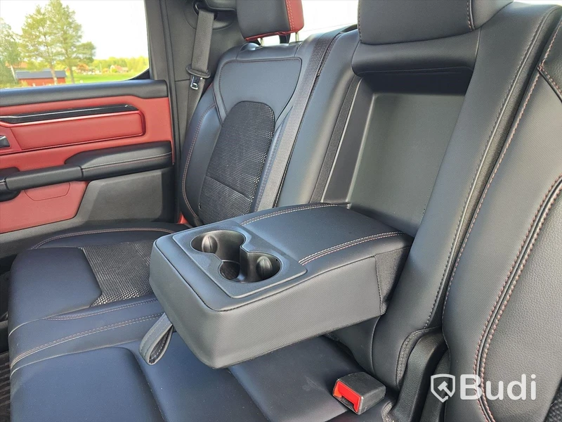 Dodge RAM 1500 REBEL 4X4 | 2018 | BENSIN