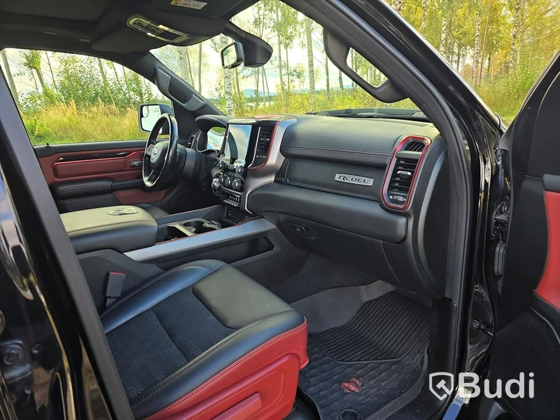 Dodge RAM 1500 REBEL 4X4 | 2018 | BENSIN