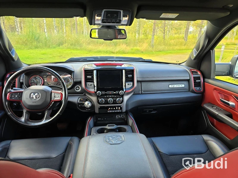 Dodge RAM 1500 REBEL 4X4 | 2018 | BENSIN