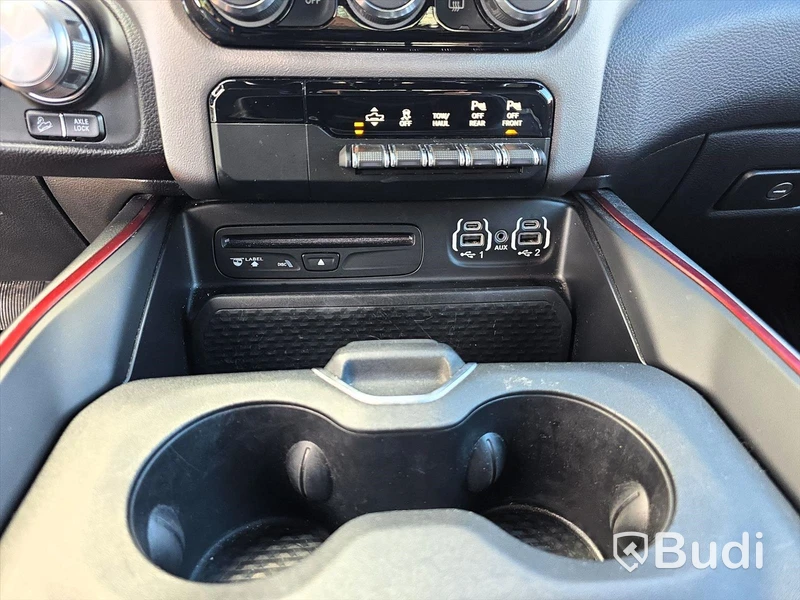 Dodge RAM 1500 REBEL 4X4 | 2018 | BENSIN