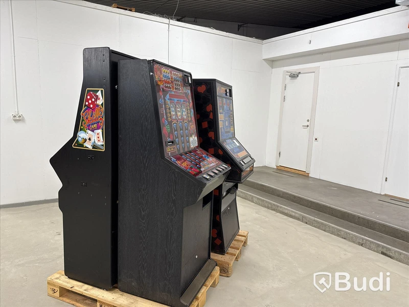 4 st. slotmachines