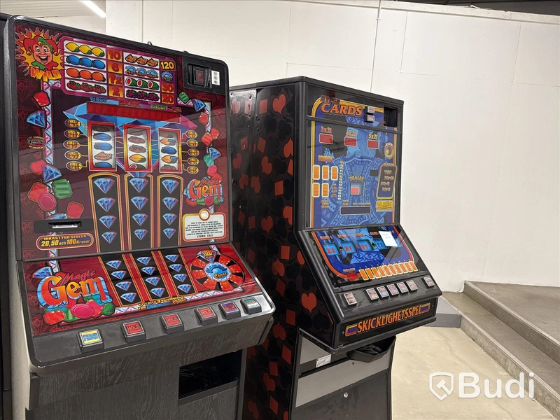 4 st. slotmachines
